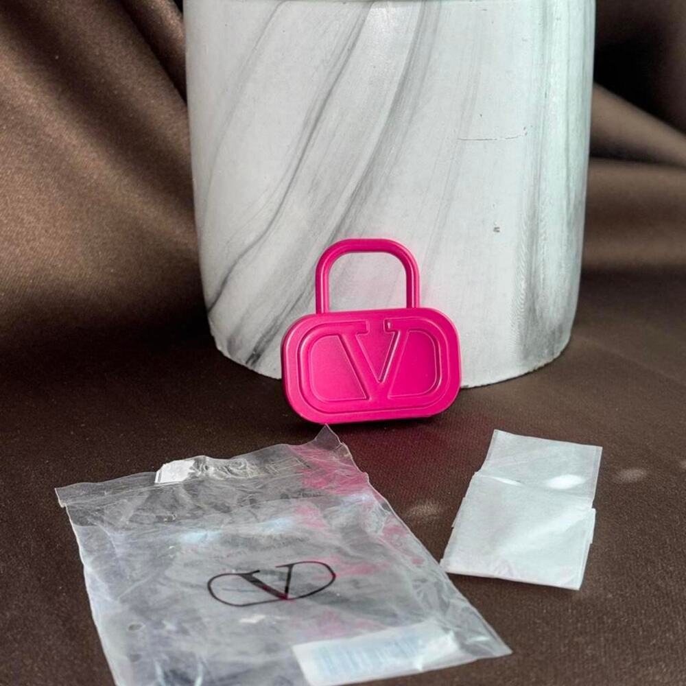 Valentino Beauty VIP gift padlock new in package